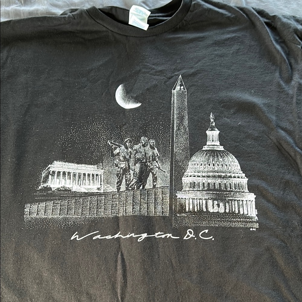 Washington D.C. Graphic T-Shirt